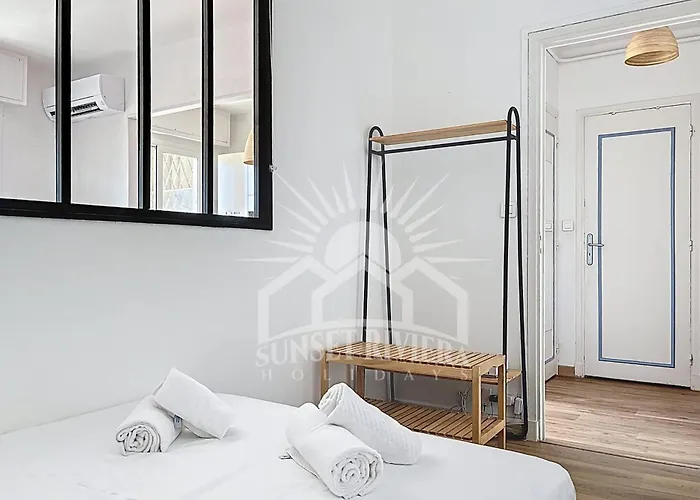 L'aiglon Airco In The Town Center For 4 By Sunset Apartment