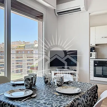 Appartement L'aiglon Airco In The Town Center For 4 By Sunset Antibes