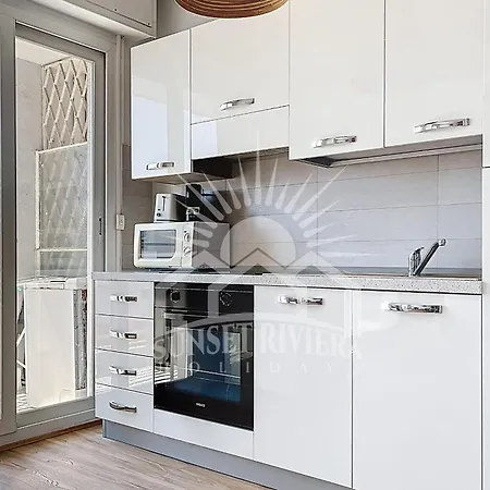 L'aiglon Airco In The Town Center For 4 By Sunset Appartement *