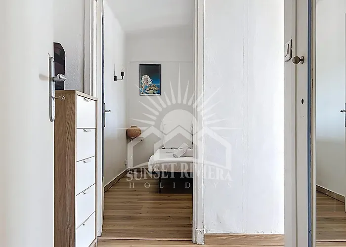 L'aiglon Airco In The Town Center For 4 By Sunset Antibes