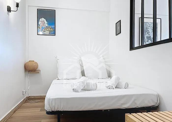 L'aiglon Airco In The Town Center For 4 By Sunset